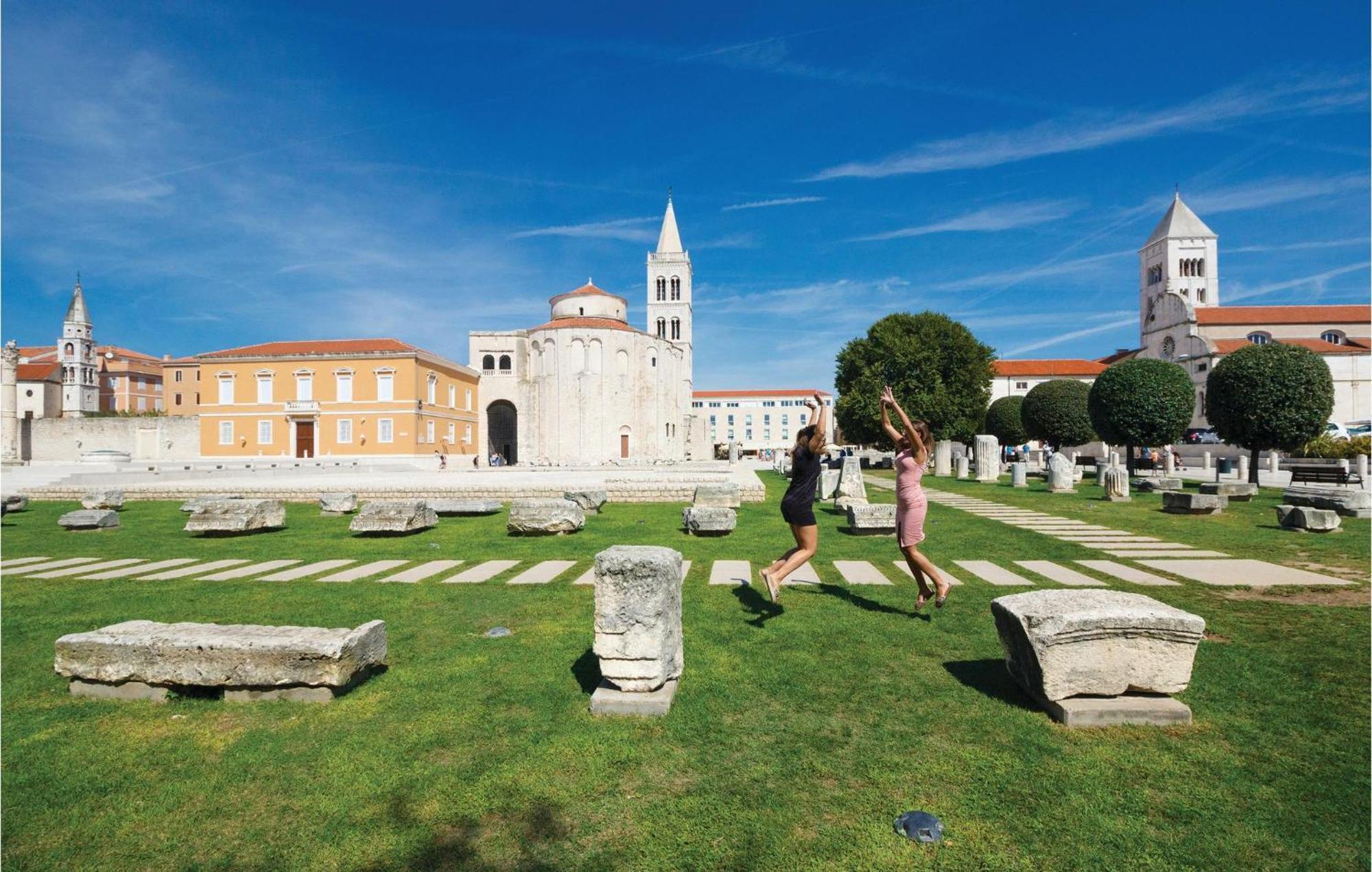 Apartment In With Wifi Zadar
